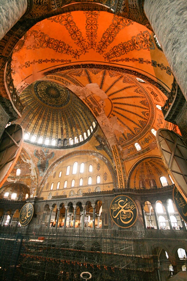 Juliano el Apóstata y Constantino